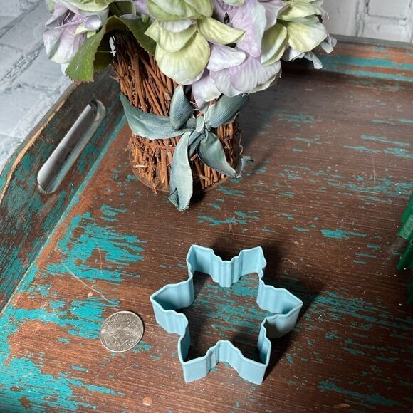 🎄❤️🎄 3 Christmas Shapes Metal Cookie Cutters Set of 3 NWOT - Picture 4 of 4